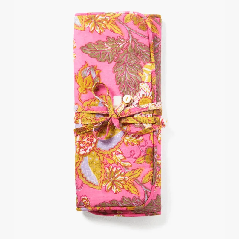 Jewelry Roll Up Case in Chateau Rose