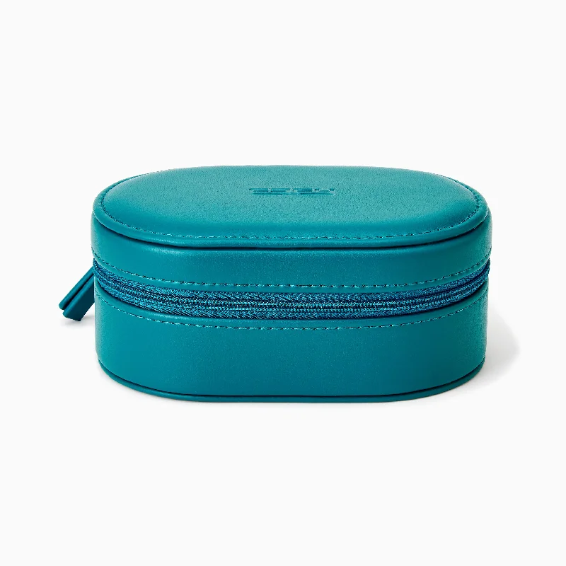 Effy Oval Travel Case