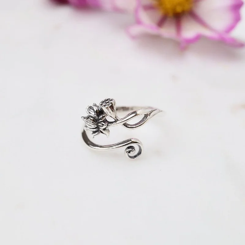 Lotus Adjustable Ring