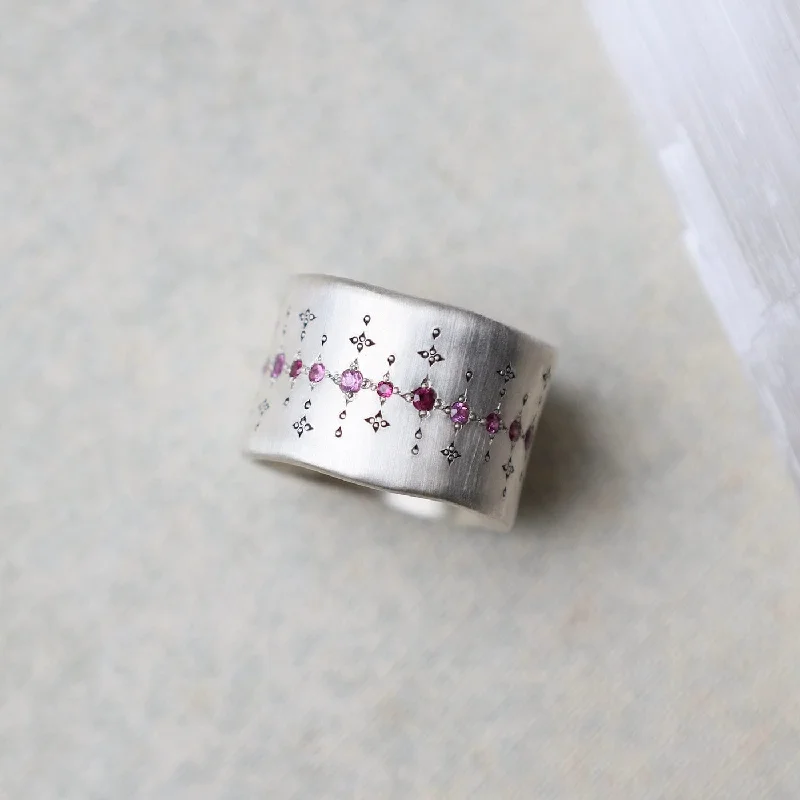 Single Organic Wide Band in Pink Sapphire & Ruby