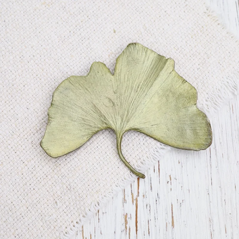 Ginkgo Large Pin